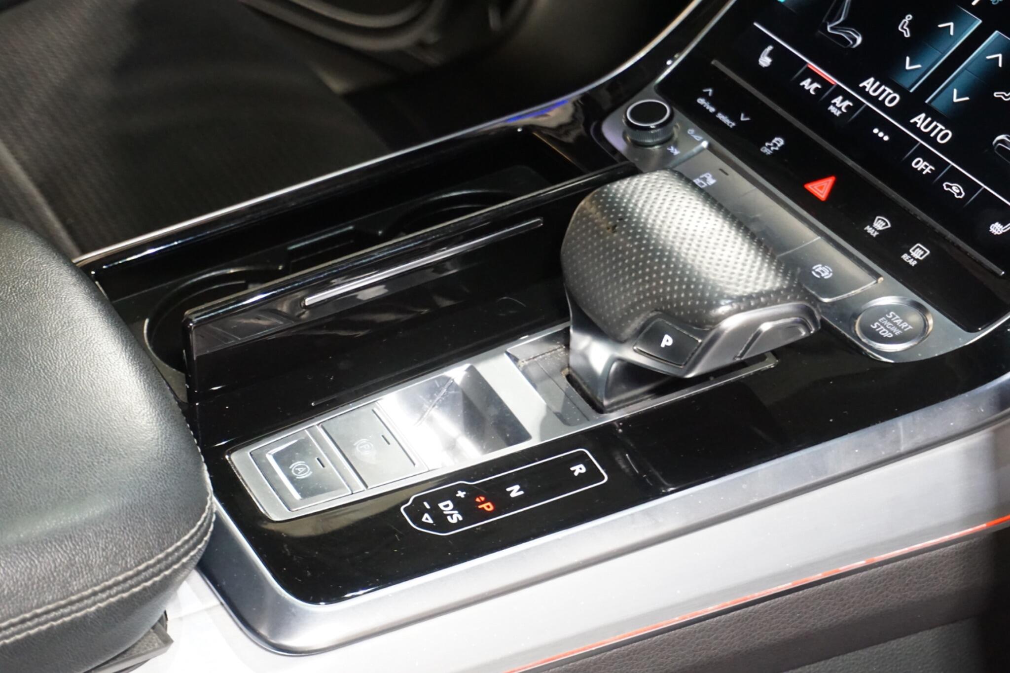 Audi Q8 3.0 TDI V6 50 S line SUV 5dr Diesel Tiptronic quattro Euro 6 (s/s) (286 ps)